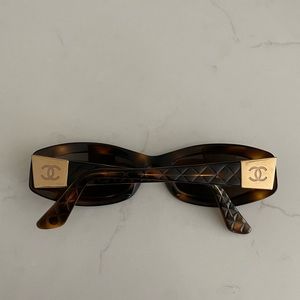Rare Chanel Sunglasses🤎